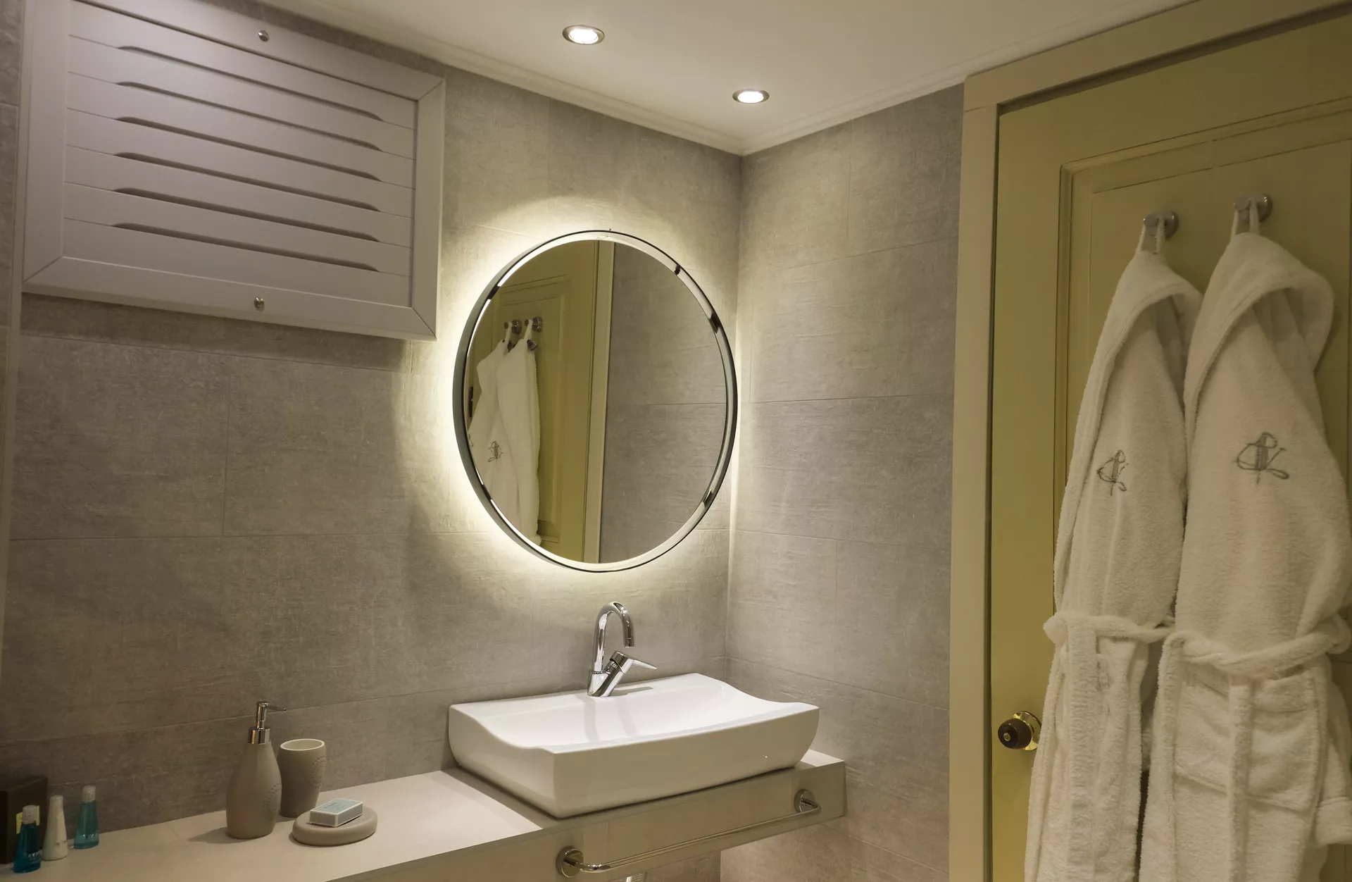 acrotel athena pallas - junior suite kupatilo